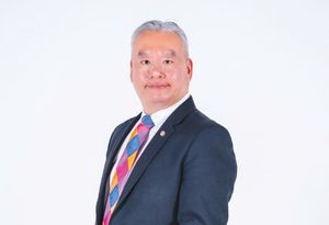 加拿大皇家北方学院院长蔡志伟：秉承多元文化之志，铸造华裔伟业