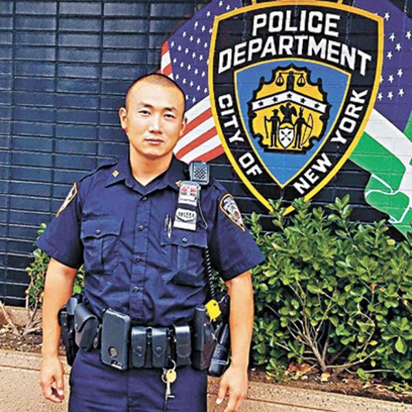 纽约华裔警察昂旺：“我是川普‘中国计划’的受害者，但是我不会放弃反抗。”